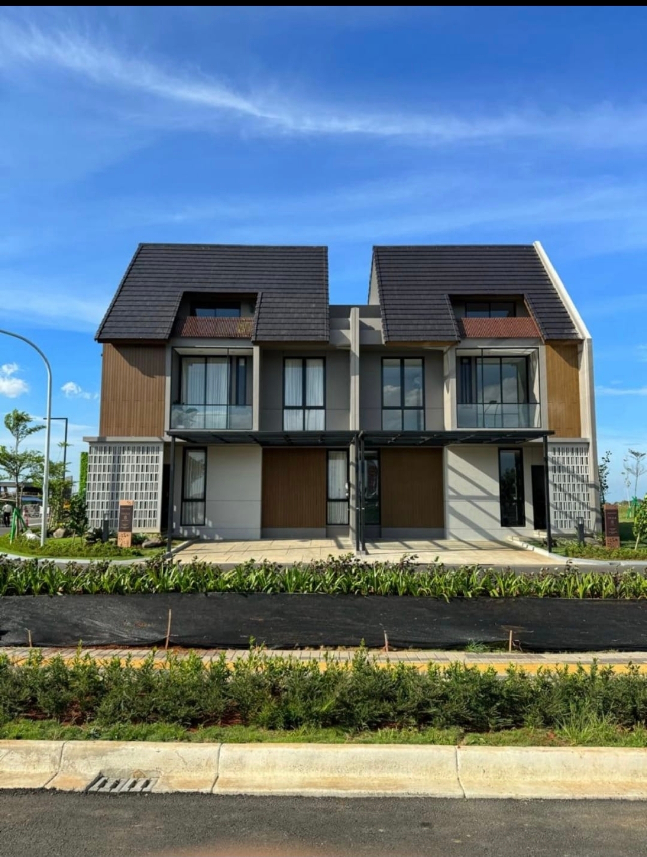 Cluster Viola Summarecon Bekasi - 4+1 KT, 3+1 KM, 104 m\u00b2